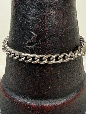 Silver Tone Chain Link Bracelet 7" Charm